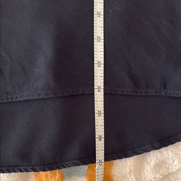 Cuyana Silk Tee, 3-Ply Silk, Large, Black - Picture 10 of 10